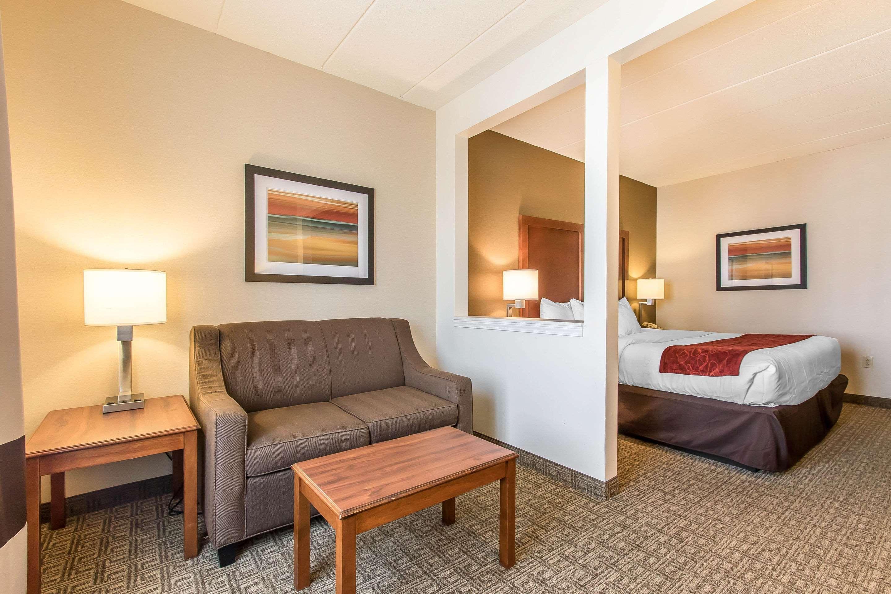 Comfort Suites Ричмонд Экстерьер фото