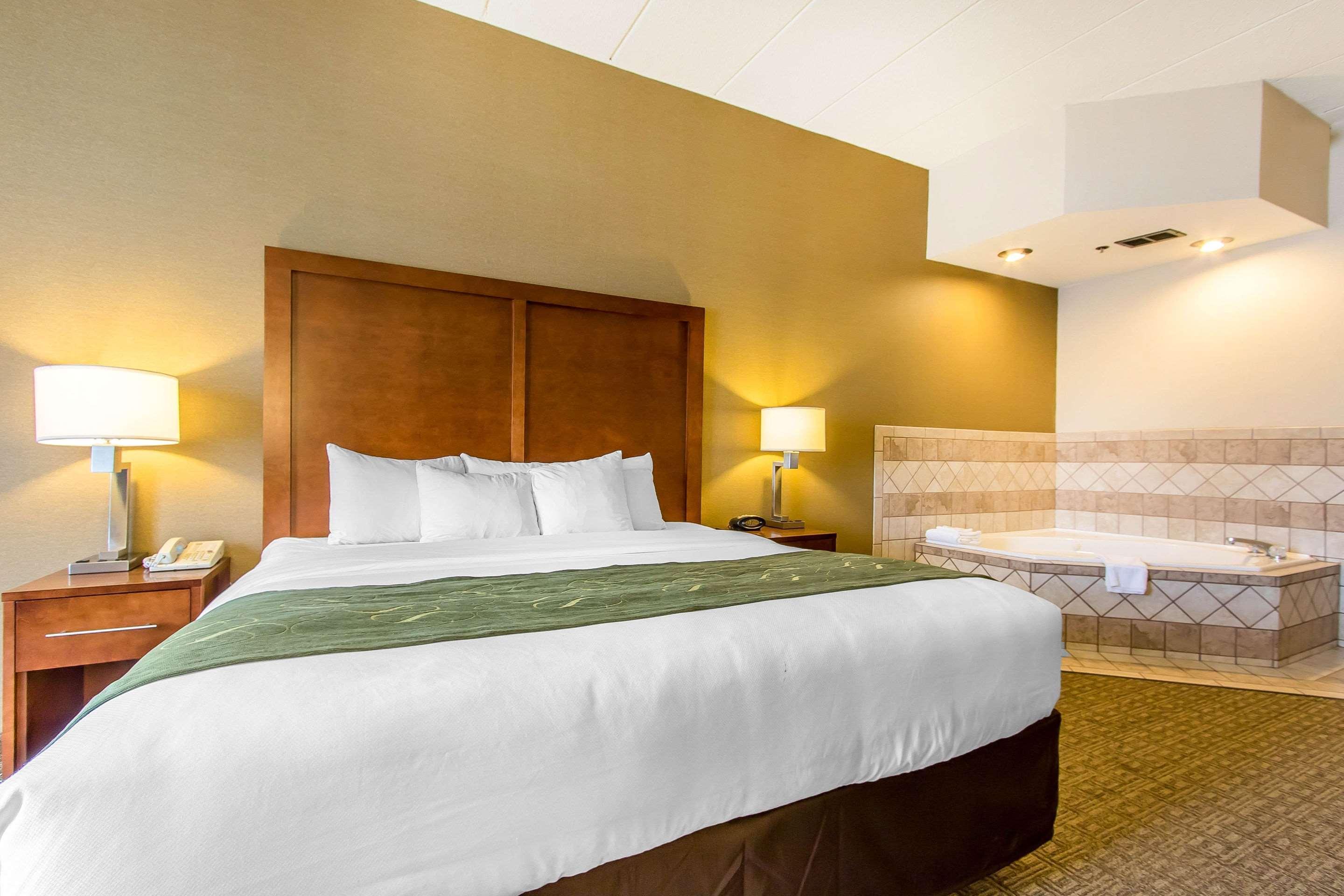 Comfort Suites Ричмонд Экстерьер фото